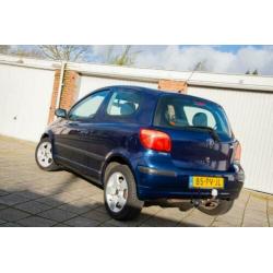 Toyota Yaris 1.3 16V Vvti 3DR Linea Terra 2005 Blauw