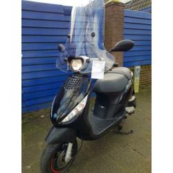 Piaggio Zip 45 km/h brom 2015