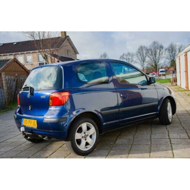 Toyota Yaris 1.3 16V Vvti 3DR Linea Terra 2005 Blauw