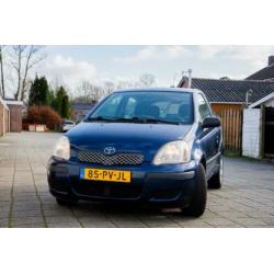 Toyota Yaris 1.3 16V Vvti 3DR Linea Terra 2005 Blauw