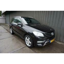 Mercedes-Benz M-Klasse ML 350CDI 190kW 4-MATIC LUCHTVERING E