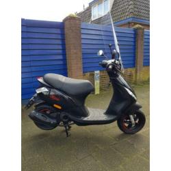 Piaggio Zip 45 km/h brom 2015