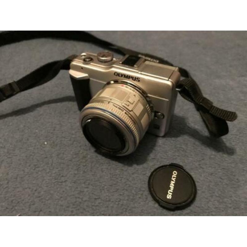 Olympus PEN E-PL1 Camera Zilver + Lens