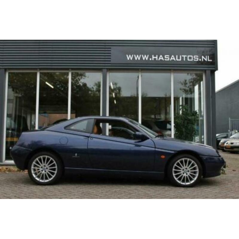 Alfa Romeo GTV 2.0-16V T.Spark?bj 2002 o.h.historie NIEUWE A