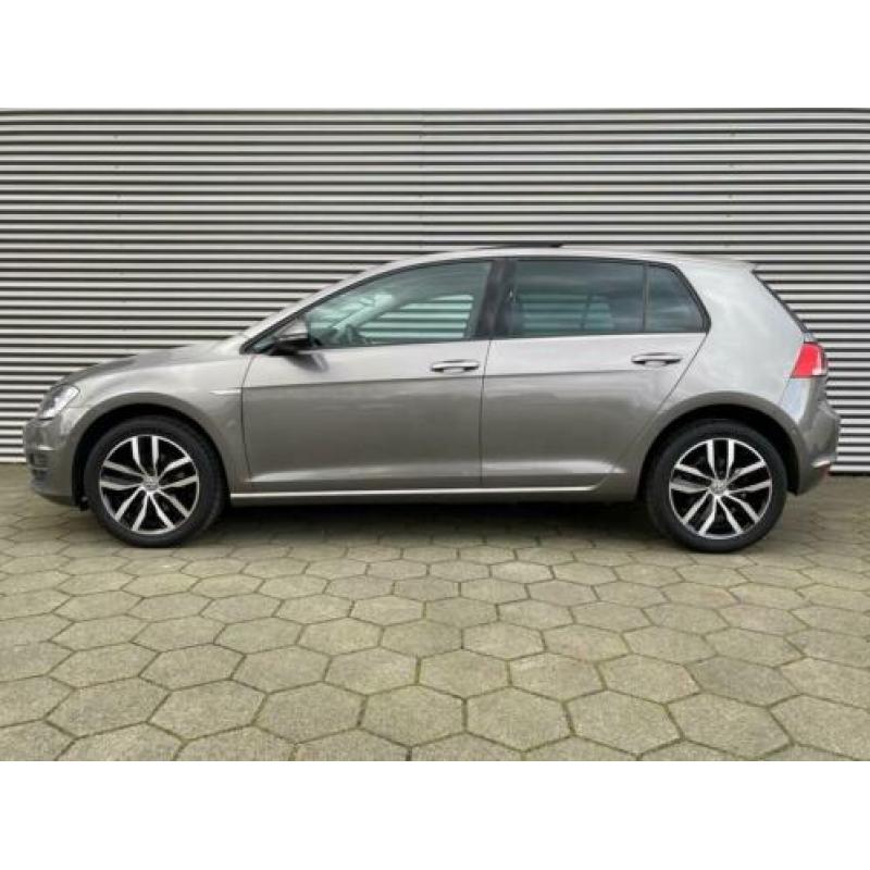 Volkswagen Golf 1.2 TSI CUP Edition /PANODAK/CLIMA/STOELVERW