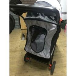 Super fijne honden buggy in nieuwstaat