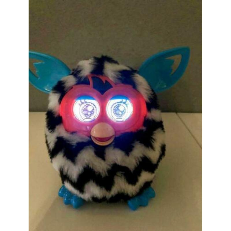 Furby Boom met tasje