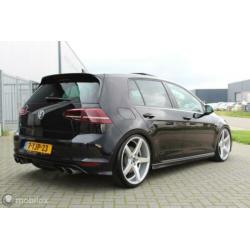 Volkswagen Golf 2.0 TSI R 4Motion bomvol opties!