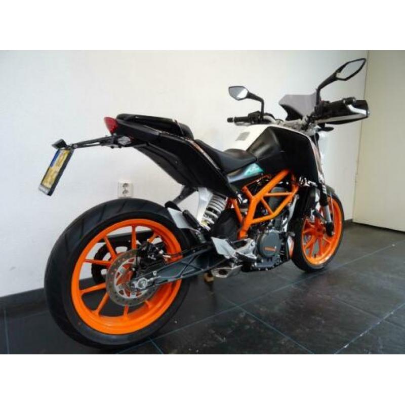 KTM Duke 390 ABS 35kW A2 (bj 2014)