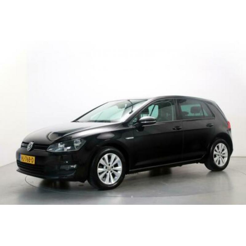 Volkswagen Golf 1.0 TSI 116pk Connect Series 6-bak Navigatie