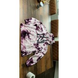 Tie dye hoodie met NIKKIE artwork maat 38