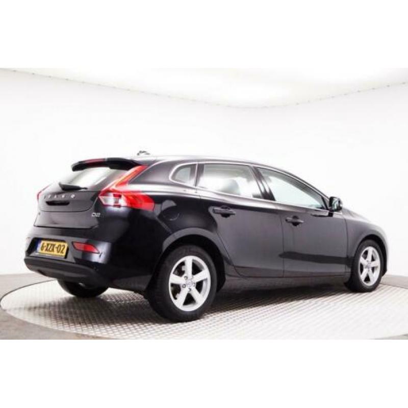 Volvo V40 D2 Momentum Business Navi Lmv Pdc Stoelverwarming