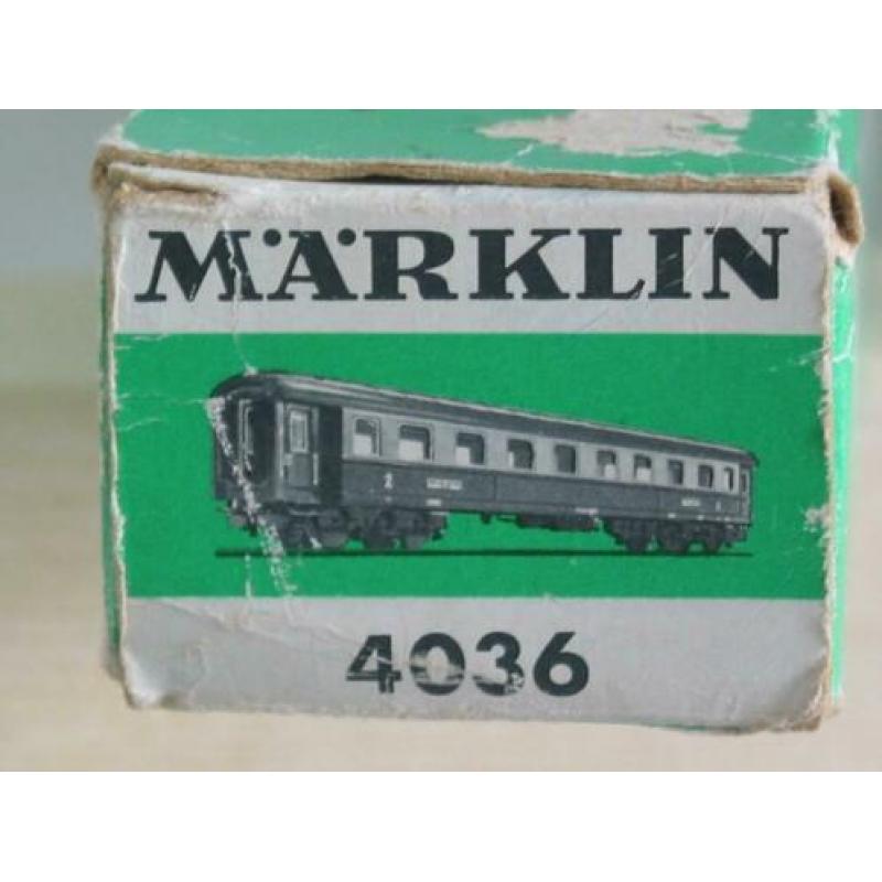 Märklin 4036 - Personenrijtuig van de Italiaanse spoorwegen