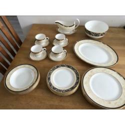 Wedgwood bone china cornucopia servies