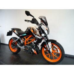 KTM Duke 390 ABS 35kW A2 (bj 2014)