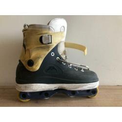 Razor Bambrick stunt skates