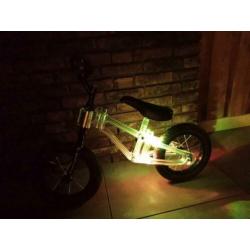 Loekie lightning of sparkling loopfiets 12 inch NIEUW