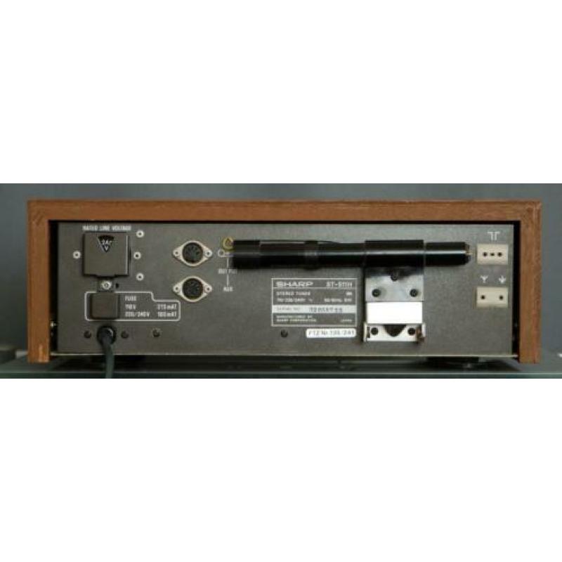 Sharp ST-511H vintage stereo tuner