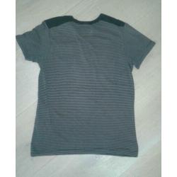 Zwart gestreept shirt dwd maat 146 - 152