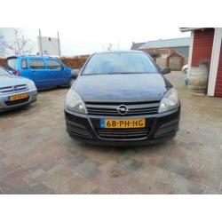 Opel Astra 1.7 CDTi Essentia