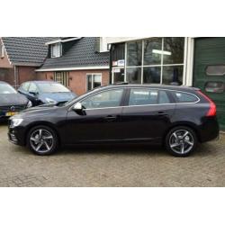 Volvo V60 2.0 D2 R-Design 2016 | Schuifdak