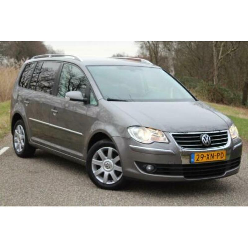 Volkswagen Touran 1.4 TSI Highline DSG Automaat 7-Persoon Le