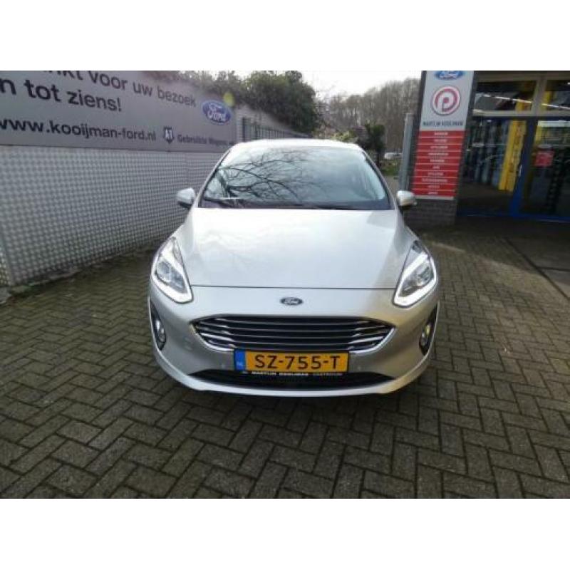 Ford Fiesta 1.0 EcoBoost 100pk 5D Titanium NAVI, PDC V+A