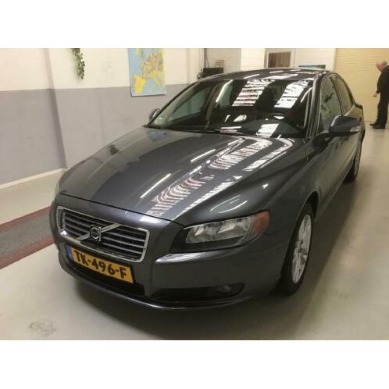 Volvo S80 2.4 D5 Geartronic Executive 2006 Grijs