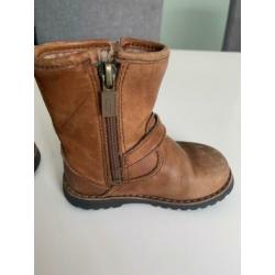 UGG laarsjes maat 22,5