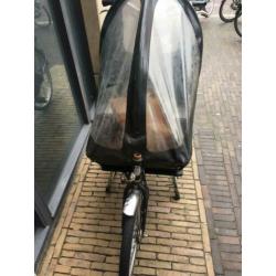 Bakfiets met huif. OPKNAPPER