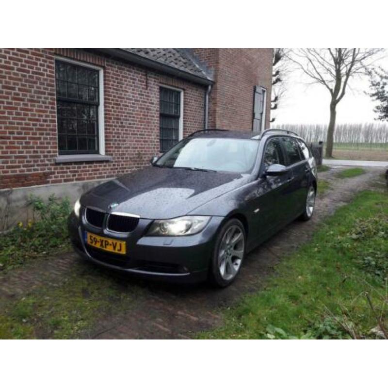 BMW 318d NIEUWE MOTOR, leder int., afnm. trekhaak, 18" lm