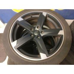 Audi A6 4f 18 inch Aluminium velgen met banden