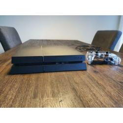 Ps4 1TB met 1 controller,4 spellen en hori apex racestuur