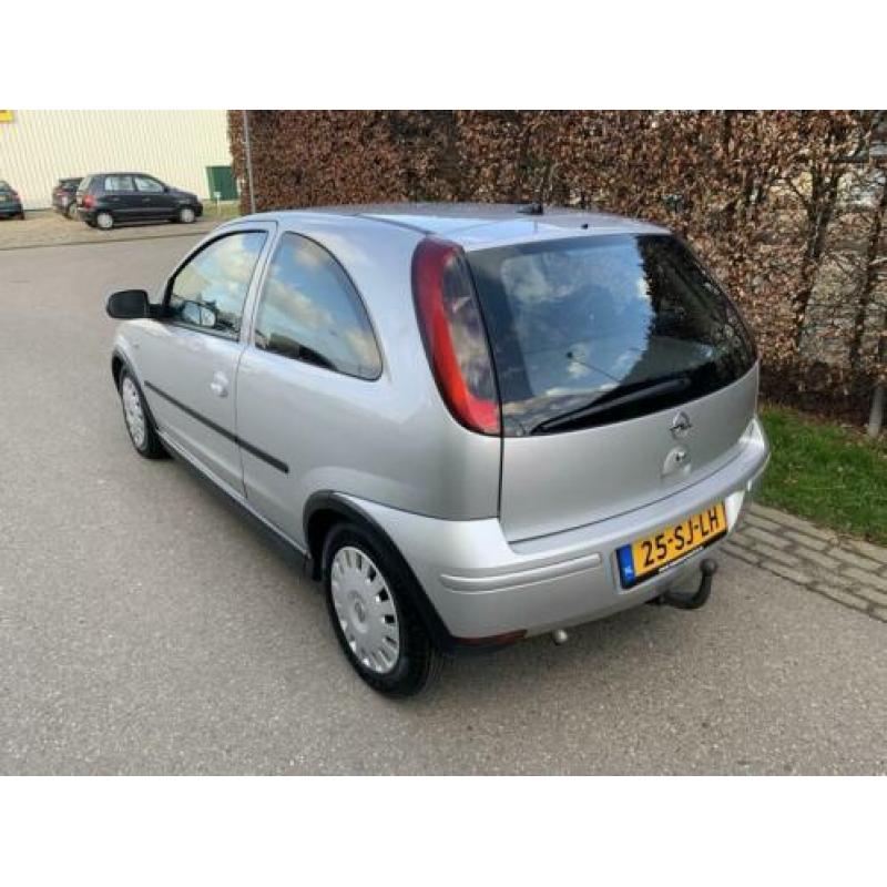 Opel Corsa 1.3 CDTI Enjoy AUTOMAAT (bj 2006)