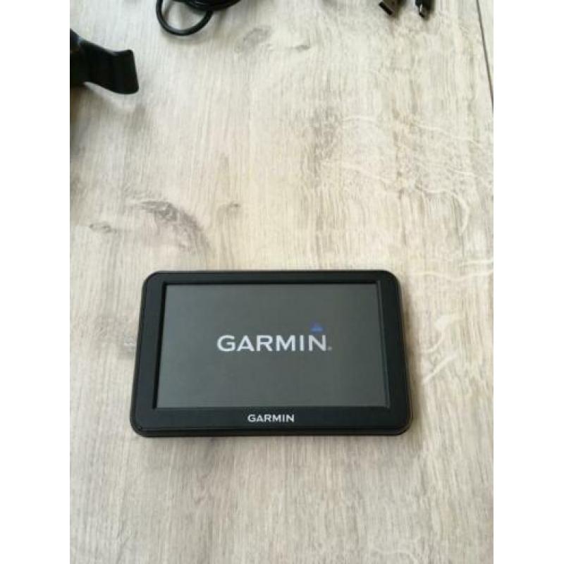 Garmin nuvi 50 (complete set)