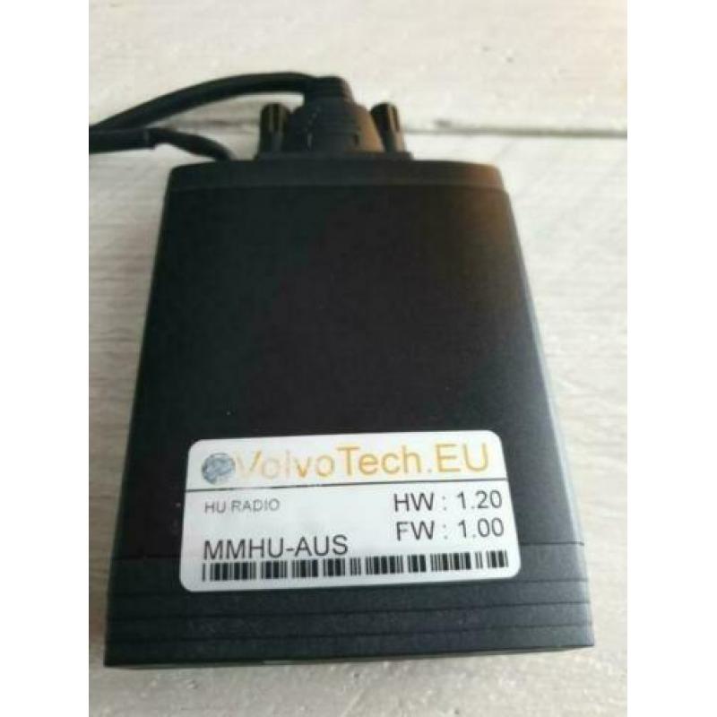 Volvo HU401 met Volvo Tech MMHU-AUS USB/SD/SDHC/MMC sett