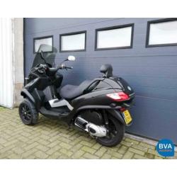 Piaggio MP3 met autorijbewijs M61 (bj 2010)