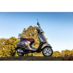 Goed onderhouden Vespa Primavera bromscooter