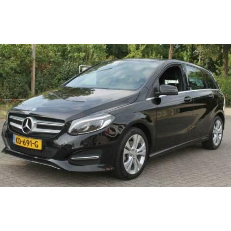 Mercedes B-Klasse B180 5DRS Urban