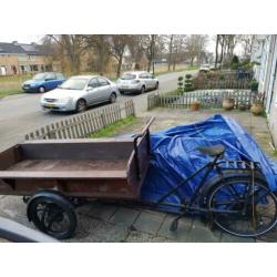 Bakfiets Antiek //Oldtimer // dik 70 jaar//ook als Decoratie