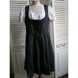 tiroler dirndl jurk en blouse maat 42 nr KK 440