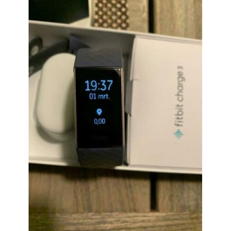 fitbit charge 3