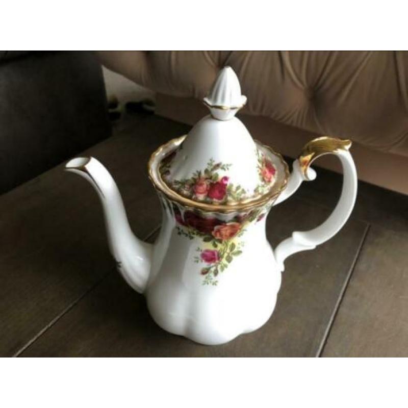 Royal albert old country roses koffiekop melkkan