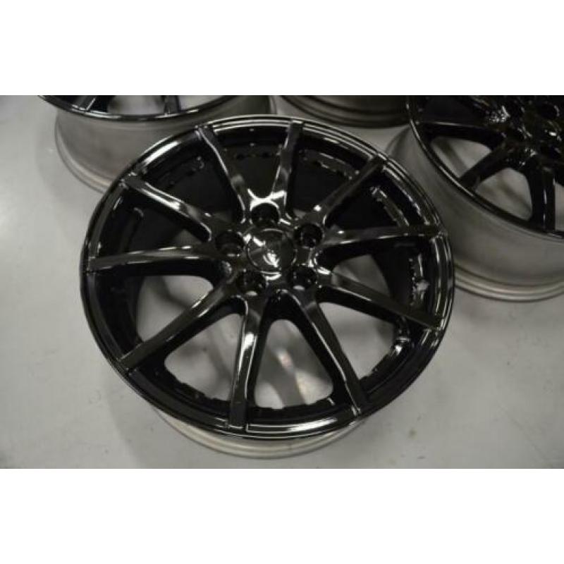 17" Evoque Velgen Zwart of Zilver + Winterbanden Evoque