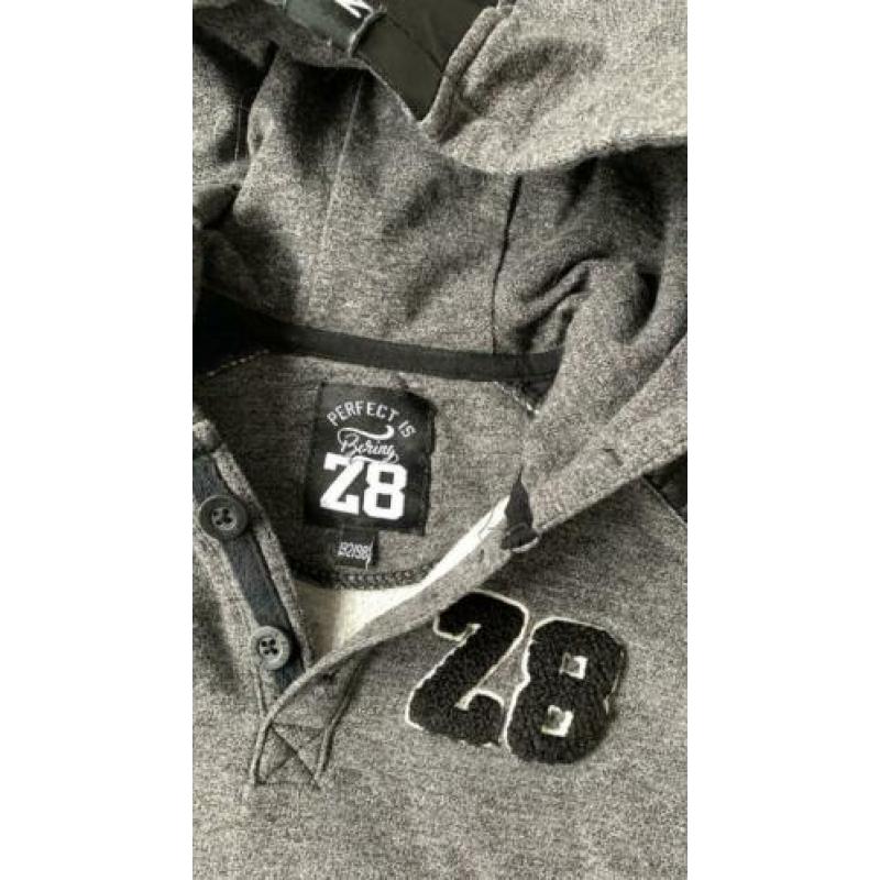 Z8 sweater zwart grijs maat 92/98 Zgan!