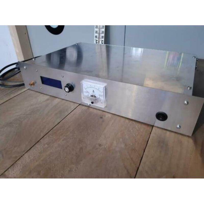 100 watt Stuurzender/Eindtrap fm zender