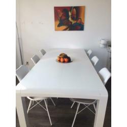 Moderne Eettafel met 6 stoelen.evt ook SalonTafel.Goossens.