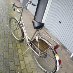 Gazelle Damesfiets 3 versn. Helemaal kompleet.