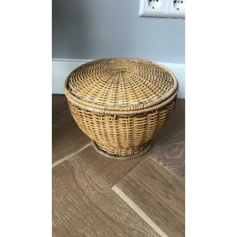 Retro vintage rotan ronde mand met deksel