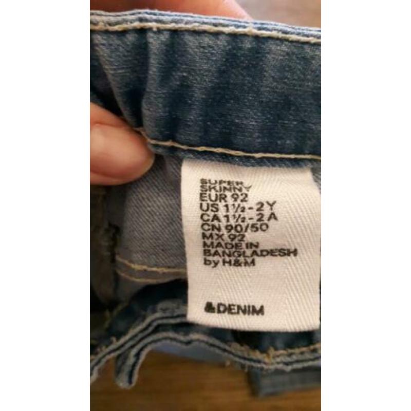 leuk spijker broekje super skinny H&M 92